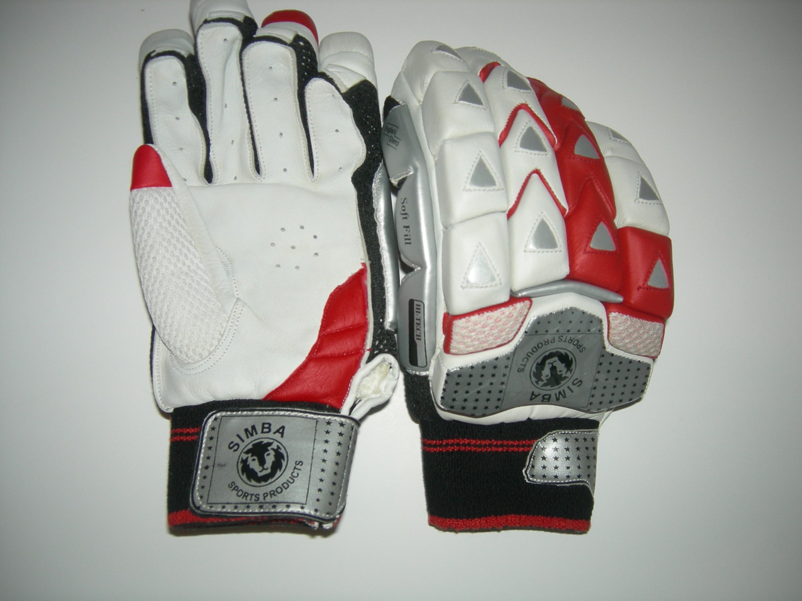 Batting Gloves – Superior Quality (Carbon Synthetic Leather)